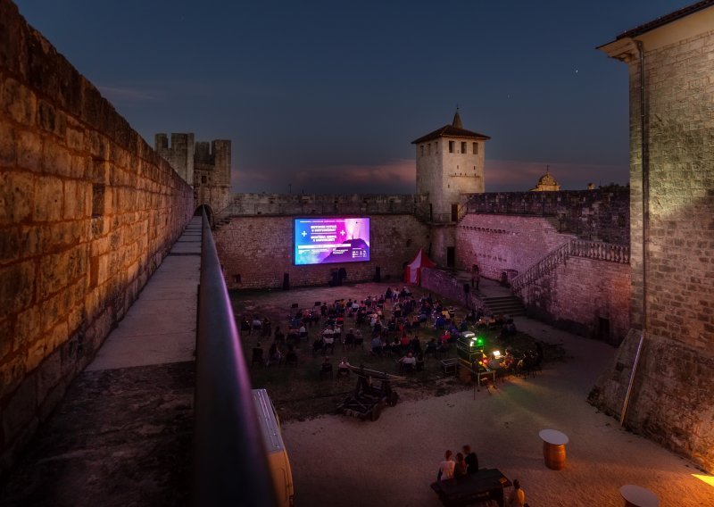 Motovun Film Festival uz epidemiološke mjere: na projekcije u zatvorenom i koncerte samo uz covid potvrde