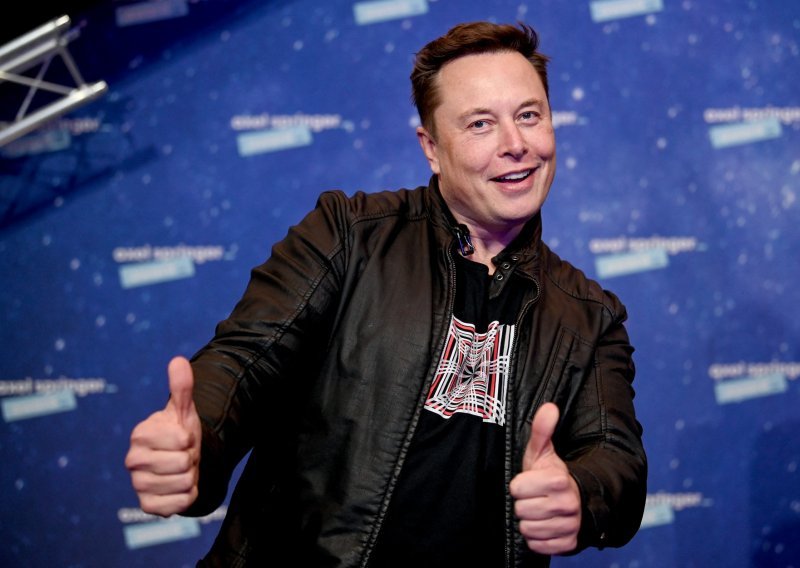 Musk kao direktor Applea? Oglasili se glavni akteri ove neobične teorije