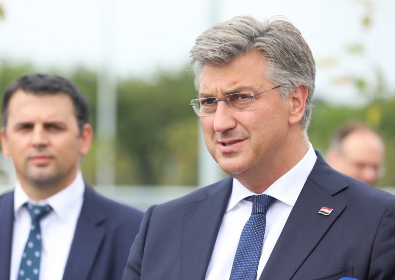 Plenković: O zabrani ZDS-a ćemo razgovarati, sve je to ionako nedopušteno