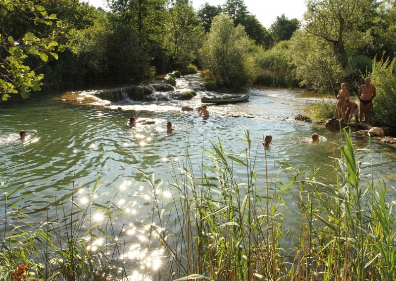 Vikendašica otkrila zbog čega Mrežnica postaje rijeka – slučaj: Da ste kaznili samo jednu osobu u nezakonitoj gradnji...