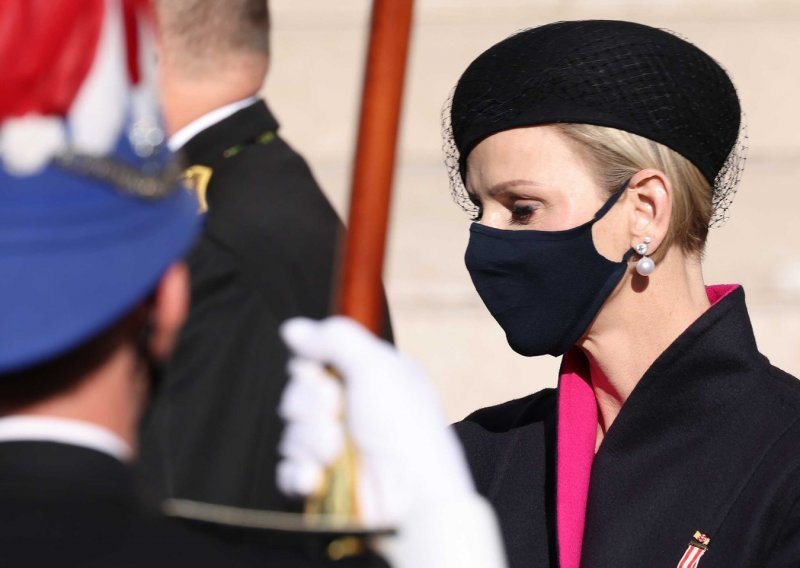 Princeza Charlene dobro se osjeća nakon što je bila na četverosatnoj operaciji