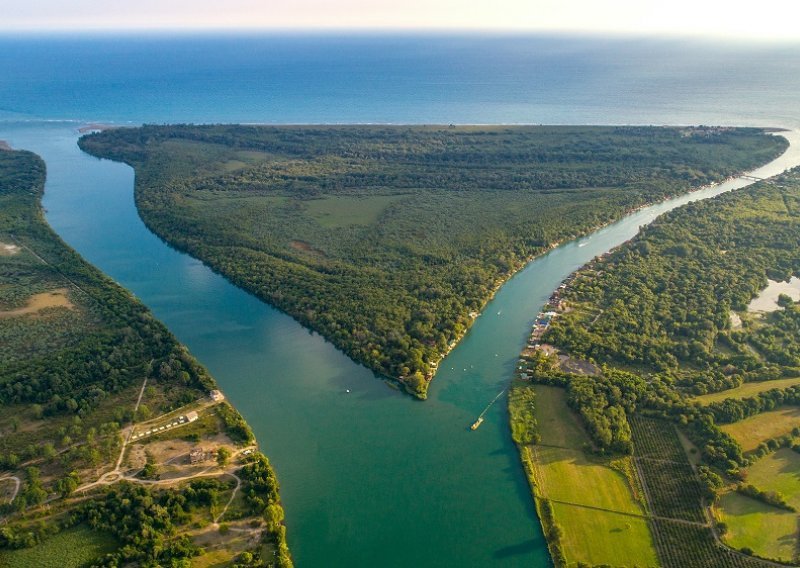 Božo Vrećo, Devi Mohan i vodeći svjetski predavači za prvi festival svjesnosti i intimnosti na Adi Bojani!