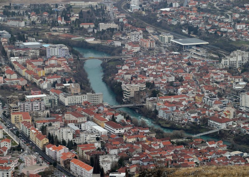 U Mostaru prikazan dokumentarac o više od 500 logora za Hrvate u BiH