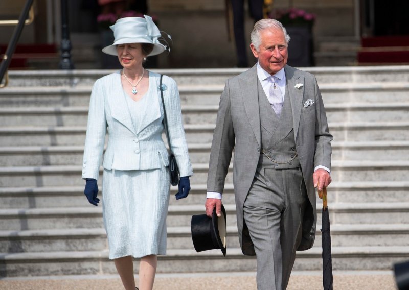 Princ Charles o odrastanju s princezom Anne: 'Uzgajali smo rajčice prilično neuspješno, ali smo se jako zabavljali'