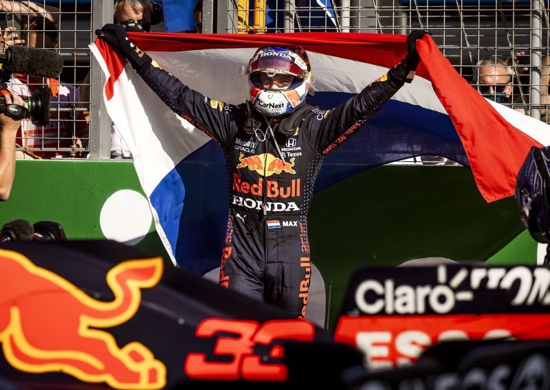 Max Verstappen nadmašio rekord legende koja je preminula prošle godine, ali ga na veličanstven način može vratiti u ruke prijašnjeg vlasnika