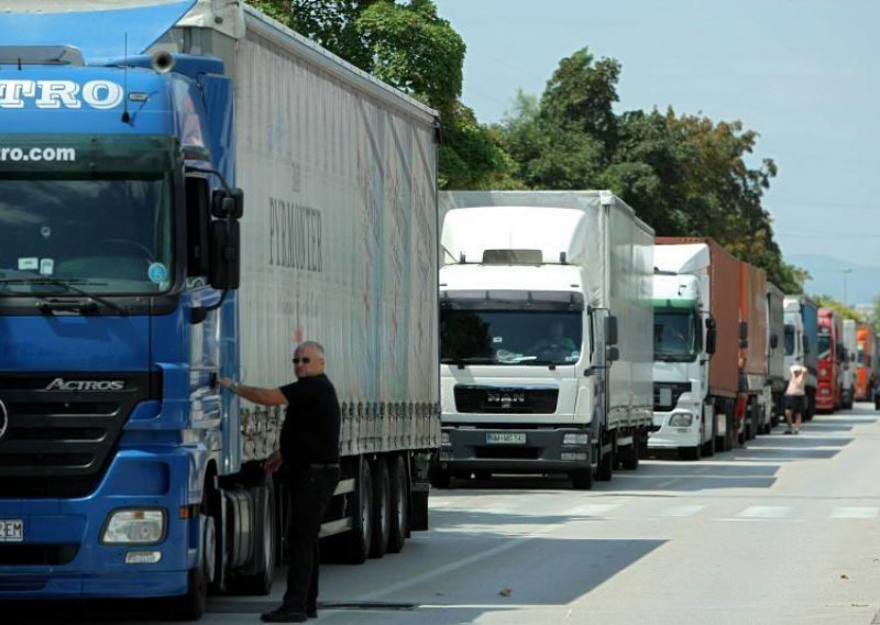 Zbog čega obrtnici plaćaju naknadu za pristup cesti?