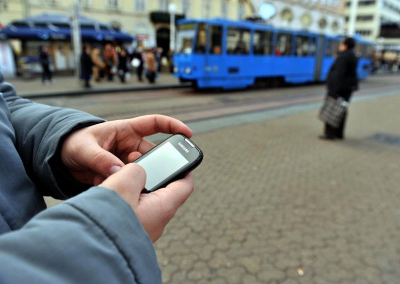 Kako da vam ne otmu pametni telefon iz ruke