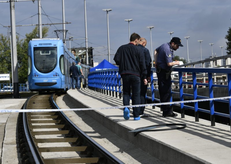 Novi detalji ubojstva u tramvaju, žrtva je od prije poznata policiji zbog sitnih kriminalnih djela