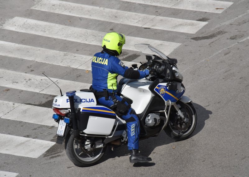 Muškarac prijetio smrću ženi u centru za socijalnu skrb, dobio je kaznenu prijavu