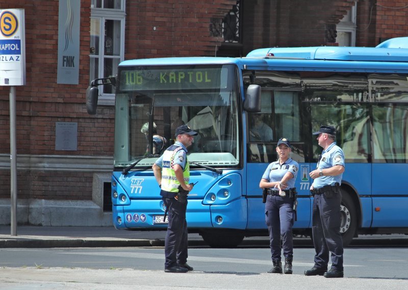 Iako ima zabranu vožnje i izdavanja nove vozačke te mu je ranije zbog prekršaja oduzet automobil, on i dalje vozi; sada je završio u zatvoru