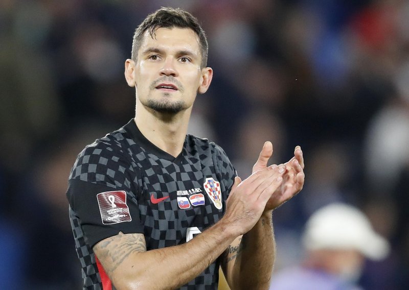 Sarkastični Dejan Lovren oduševio šalom na račun hrvatskih stadiona, a svim navijačima je poručio: Srećom imate krov nad glavom...