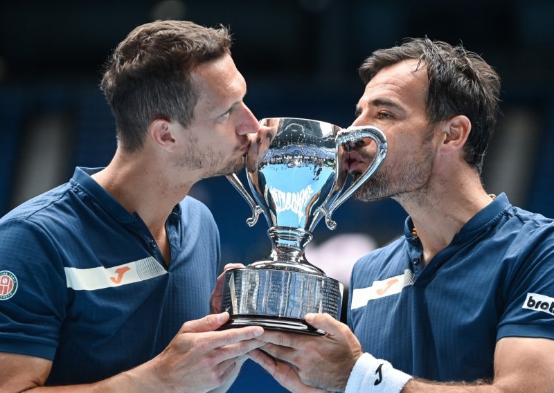 Ivan Dodig i Slovak Polašek na suprotnim stranama. Hrvat  je s njim osvojio Australian Open, a sada zbog njega ostao bez finala Indian Wellsa