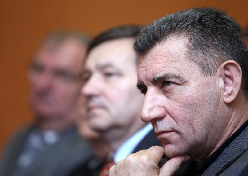 Gotovina i Bin Laden mijenjaju udžbenike iz povijesti