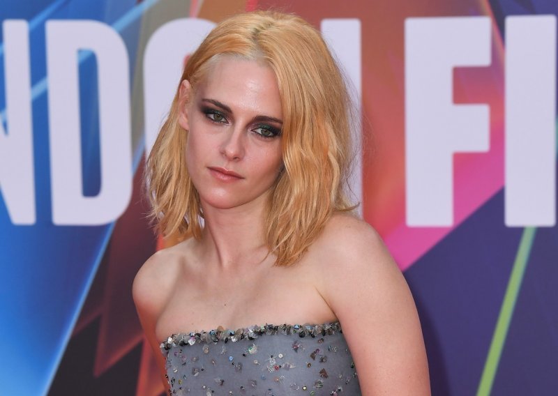 Zaljubljene do neba: Kristen Stewart zaručila se s dugogodišnjom djevojkom Dylan Meyer