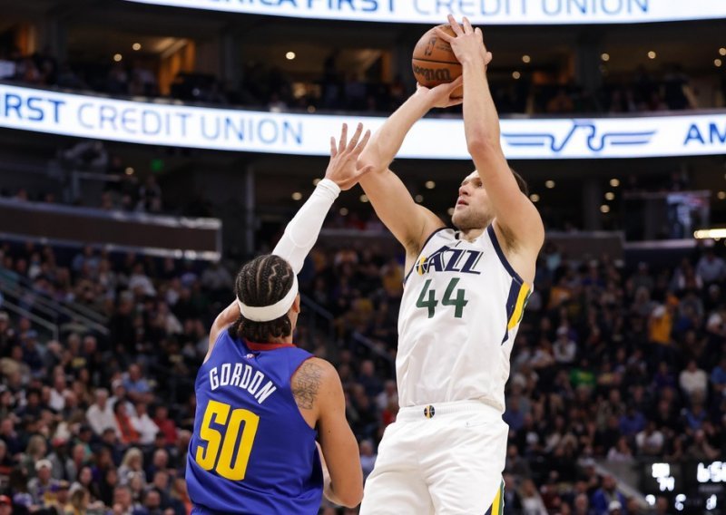 Najbolji Hrvat u NBA-u Bogdanović i Utah Jazz ne znaju za poraz; pao je i Denver koji je ostao bez MVP-a Jokića, a trenutak kada se Srbin ozlijedio ne izgleda dobro