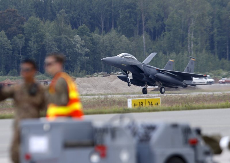 NATO potpuno modernizirao zračnu bazu u blizini Rusije, ovo su njezine ključne karakteristike