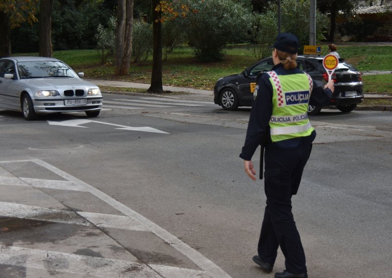 Od 1. studenog morate imati upaljena dnevna svjetla na svojim vozilima! Kazne u eurima