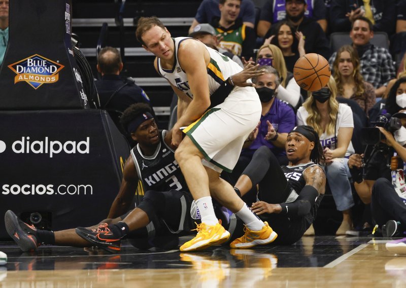 Bojan Bogdanović itekako važan u gostujućoj pobjedi Utah Jazza kod prvaka Milwaukee Bucksa