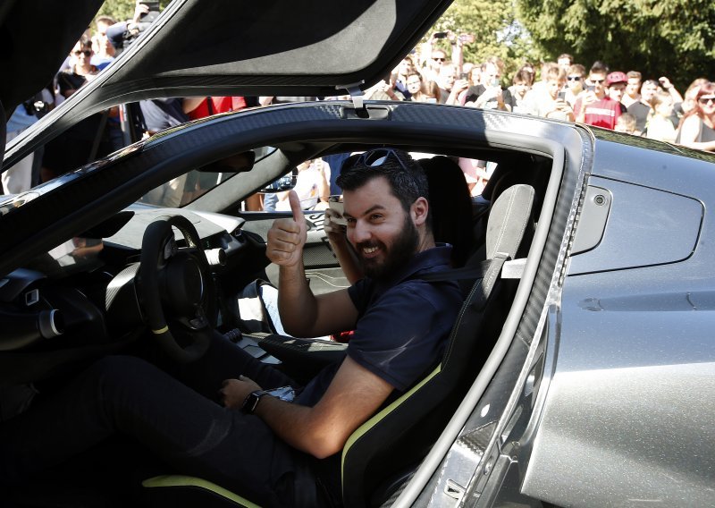 Rimac grupa demantira: Došlo je do greške u interprentaciji, nije točno da će robotaksiji u Zagrebu krenuti za pet godina