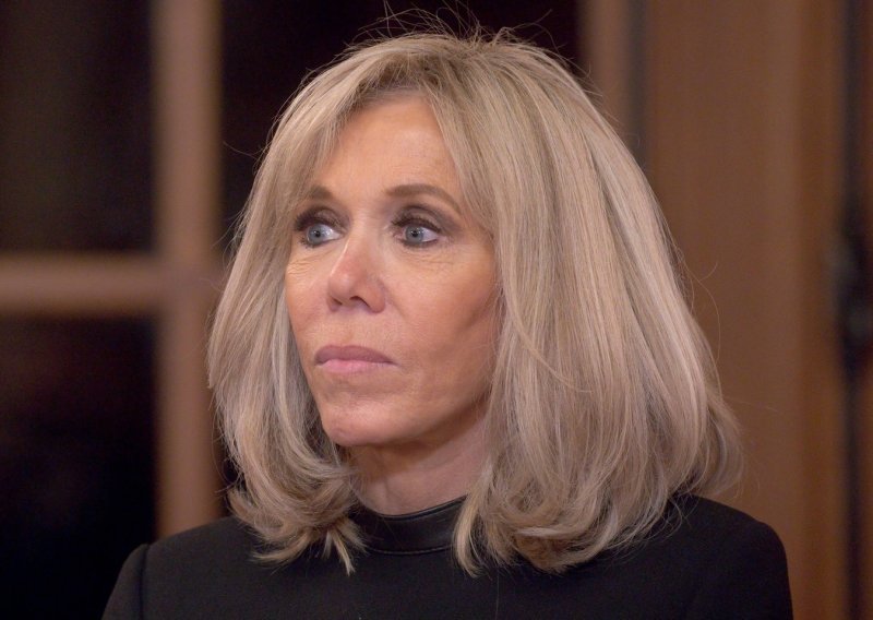 Brigitte Macron: 'Svjesna sam da nismo tipičan par, među nama je razlika od 24 godine, no s druge strane ne mogu shvatiti toliku agresivnost'