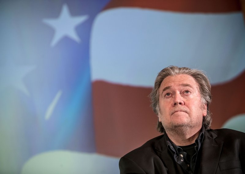 Napad na Kapitol: Steve Bannon optužen jer je odbio svjedočiti pred Kongresom