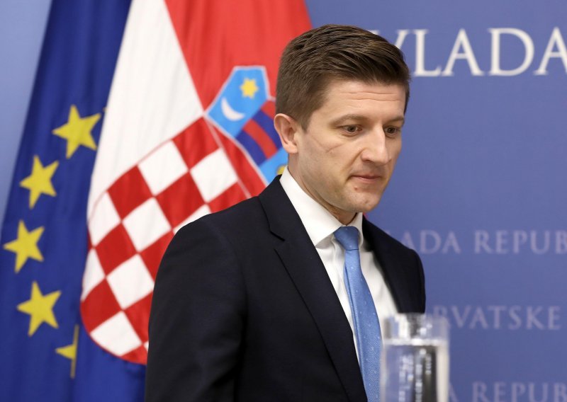 Prošli tjedan fiskaliziran 19 posto veći iznos računa nego u 2020. i 2019.