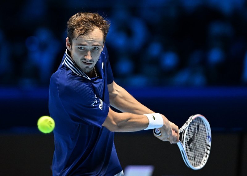 Rus Medvedev do polufinala bez poraza; ovo mu je već osma uzastopna pobjeda na ATP Finalu