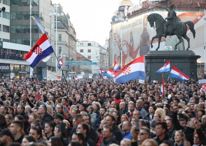 Što čeka liječnike protiv kojih je pokrenut postupak jer su bili na velikom prosvjedu protiv covid potvrda?