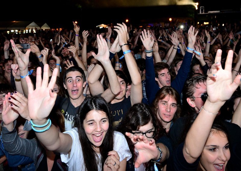 Karte za pulski koncert Arctic Monkeysa rasprodane su u dvije i pol minute