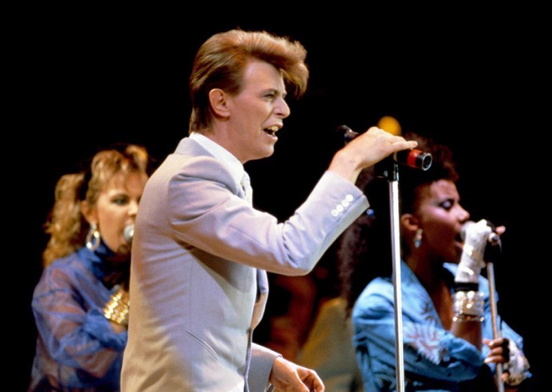 Deset Bowiejevih albuma u britanskih top 40