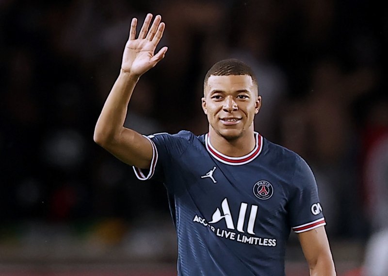 Kylian Mbappe svojim je izjavama još jednom šokirao sve u Parizu: Sljedeće sezone ću igrati za veliki klub...