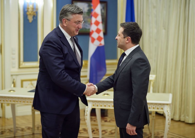 Plenković otvorio Centar za hrvatski jezik i kulturu na Kijevskom sveučilištu