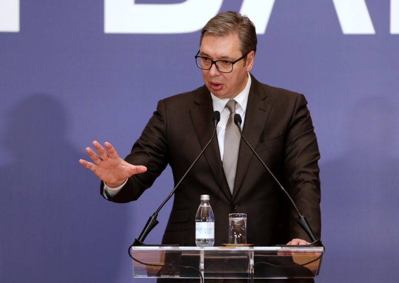 Vučić proglasio uspješnim referendum o ustavnim promjenama u pravosuđu