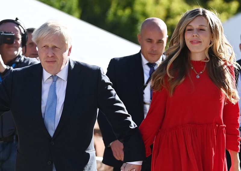 Boris Johnson postao tata sedmi put, supruga Carrie rodila je djevojčicu