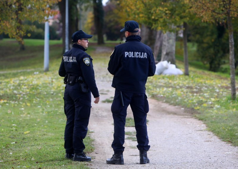 Žena u Karlovcu osumnjičena za pokušaj ubojstva, muškarca je prvo odalamila po glavi pa se vratila i ubola ga nožem