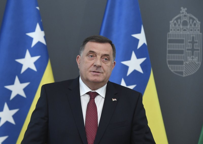 Dodik za El Mundo: BiH je propali projekt, Srbi neće početi rat, ali je najbolje razdvojiti se ako se ne može živjeti zajedno