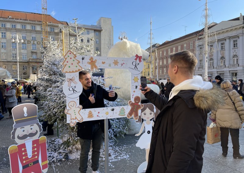 Što je sve potrebno za savršene fotografije kojima poznati influenceri svake godine izazivaju pravu pomutnju