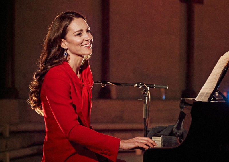 Sve o njezinom skrivenom talentu: Kate Middleton sve je oduševila kad je pokazala da zna svirati klavir