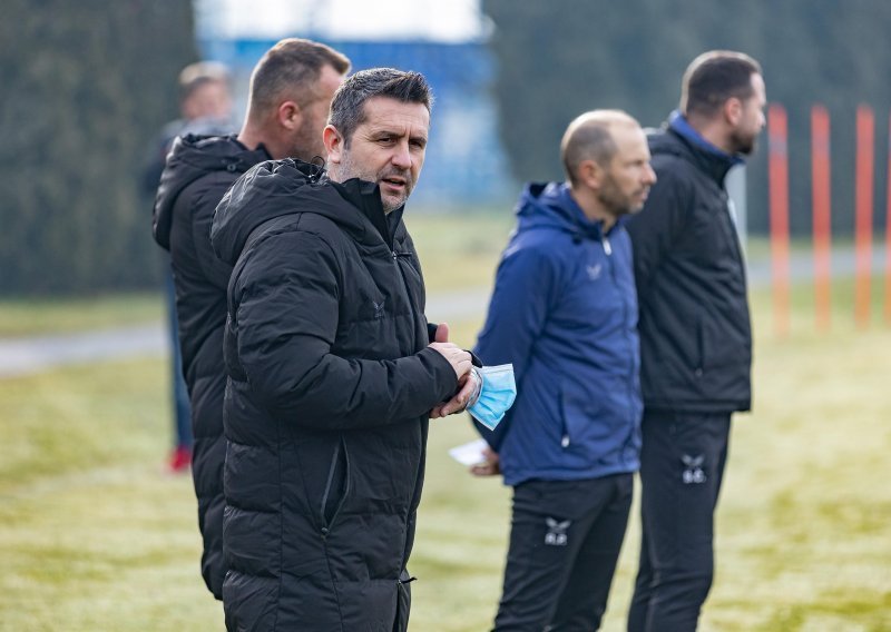 Nenad Bjelica posve iskreno o tome kako je od Dinama 'dobio košaricu', ali i najavio kojeg će igrača otkupiti od Hajduka