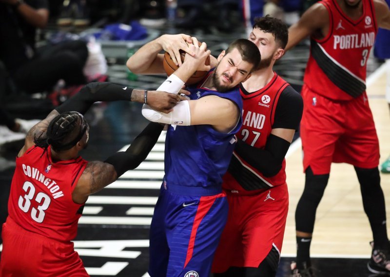 Ivica Zubac odigrao je još jednu odličnu utakmicu, ali to nije bilo dovoljno za pobjedu u New Yorku