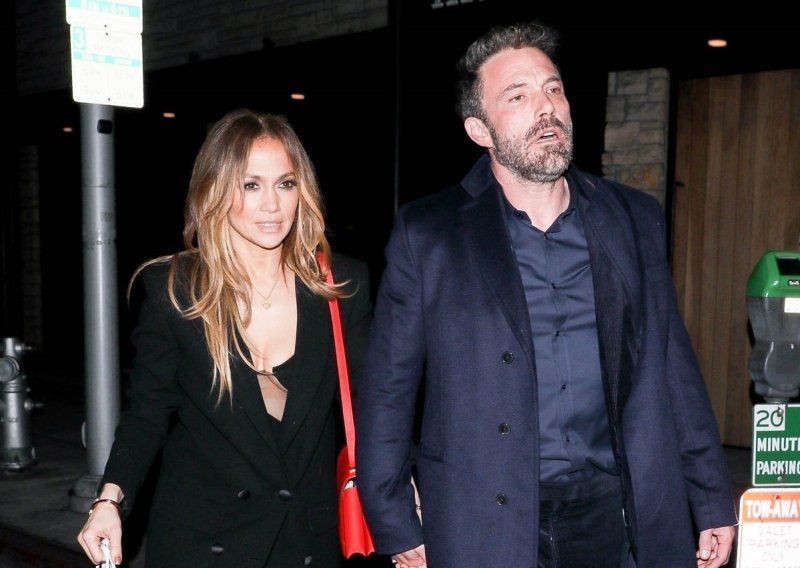 Dobro raspoloženi Jennifer Lopez i Ben Affleck uživali u zajedničkom izlasku