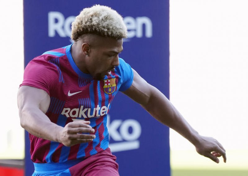 [VIDEO] Mnogi tvrde da Adama Traore nije igrač za Barcelonu, ali on je već na predstavljanu razuvjerio sve skeptike