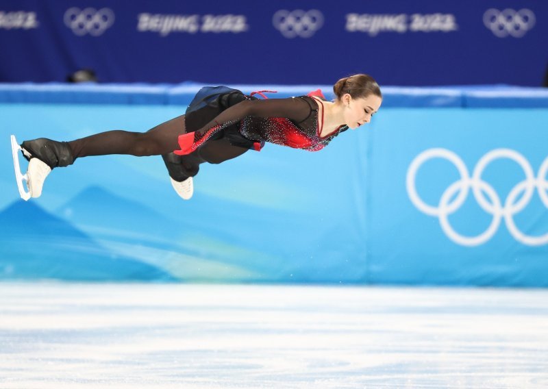 [VIDEO/FOTO] Nitko nikad na Olimpijskim igrama nije izveo ovaj element koji oduzima dah, a onda se ukazala petnaestogodišnja Ruskinja i pokorila sve