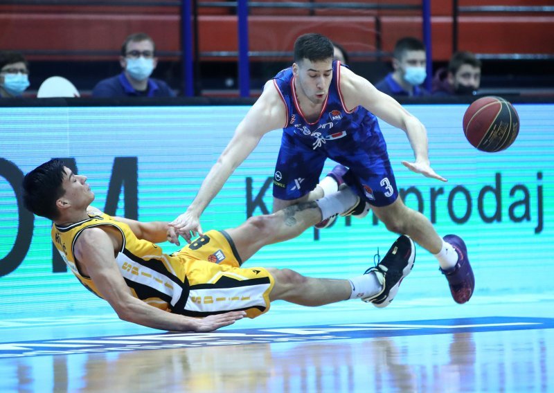 [FOTO] U hrvatskom okršaju Cibona se s lakoćom obračunala sa Splitom i ostavila ga pri dnu ljestvice