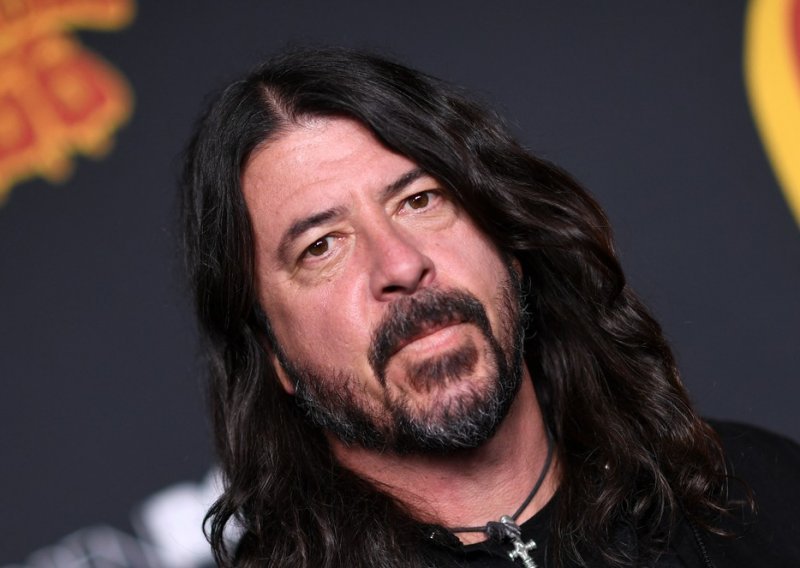 Dave Grohl otkrio gubitak sluha, kaže da čita s usana već 20 godina: 'Gluh sam'