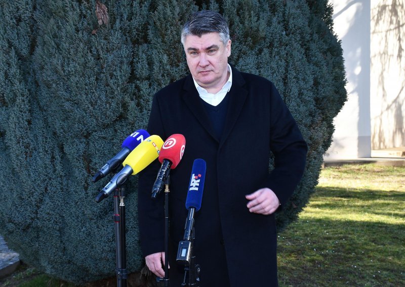 Milanović u Pakracu: 'I za Ukrajnu se bori malo dobrih ljudi, nadam se da nije premalo'