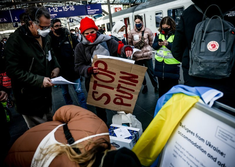 Sve više Ukrajinaca u Njemačkoj: Organiziran prihvat i besplatni vlakovi za izbjeglice