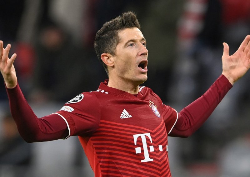 Čudesni Robert Lewandowski za dlaku došao do fenomenalnog rekorda Lige prvaka, a zbog njegove sudbine u strahu su svi navijači Bayerna