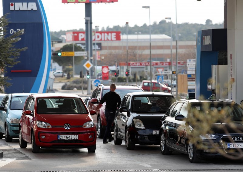 Stiže nam utorak, a to znači i nove cijene goriva. Nažalost po vozače ide novo poskupljenje