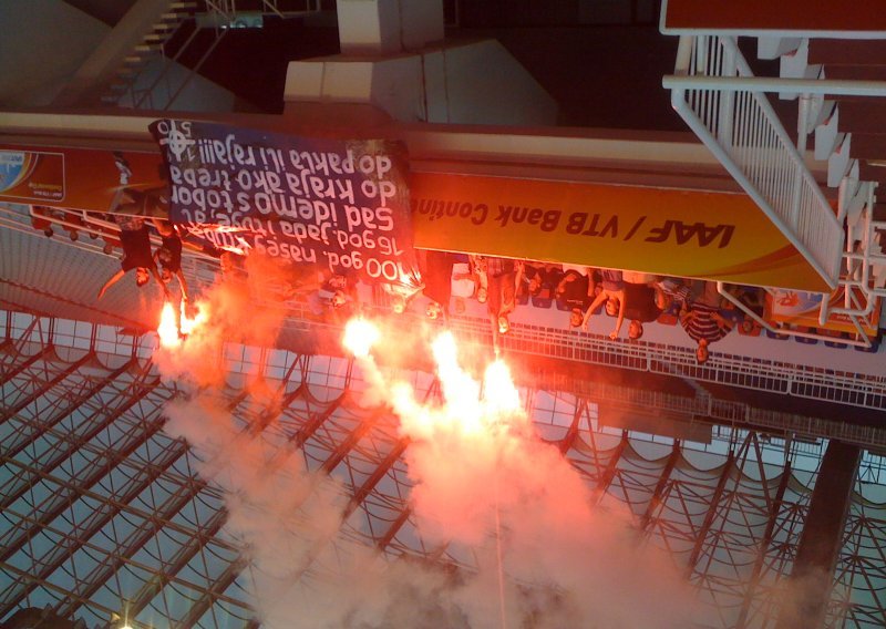 Torcida na Poljudu: 15 godina jada, al' sad idemo do kraja!